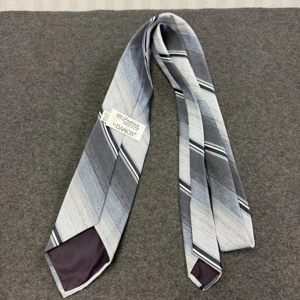 Vintage 70's Damon Plaza Men's Wear Kansas City Striped Ombré Tie Gray Blue